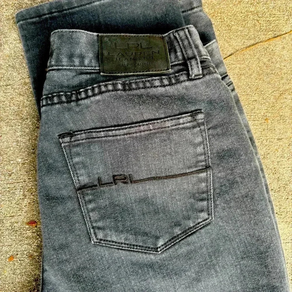 Lauren Ralph Lauren black size 6p classic jeans